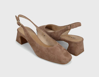 Darsy Heel in Military Suede