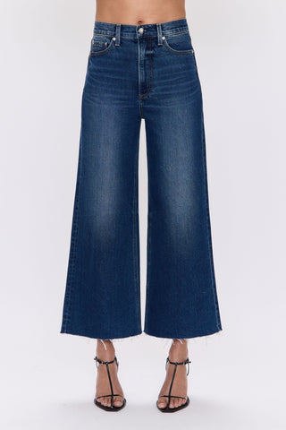 Lana Crop, Broadway