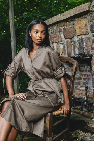 Shannon Midi Dress in Canteen