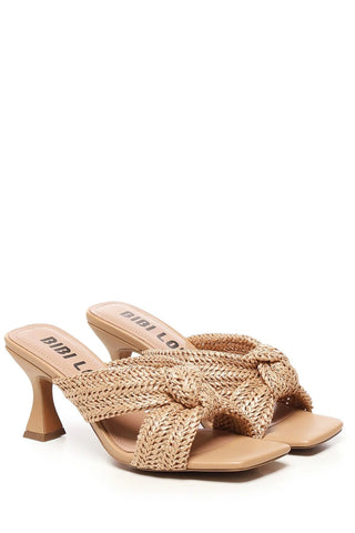 Nicole Sandal, Camel