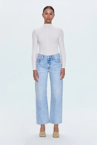 Lexi, Stellar Vintage