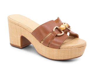Gianna, Camel