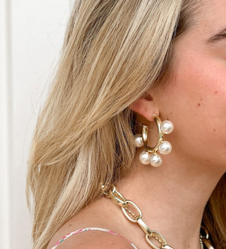 Gio Hoops Pearls