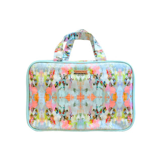 Brooks Avenue Hanging Travel Case