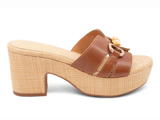 Gianna, Camel