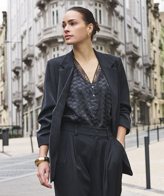 Blazer with 3/4 Scrunch Sleeve in Black