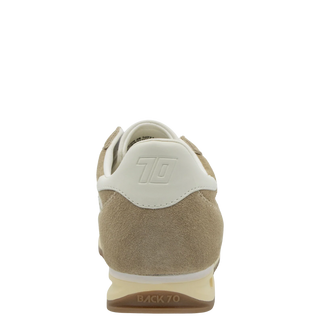 Runner Sneaker in Tan